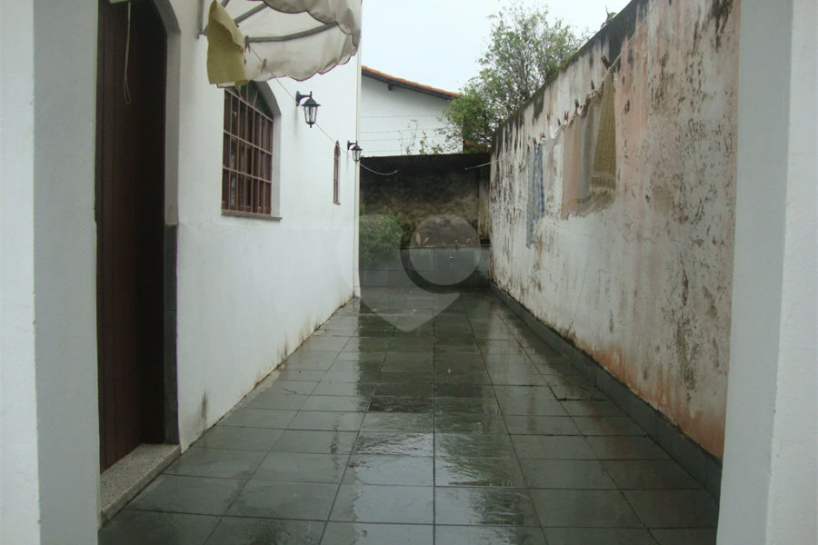 Chácara à venda com 5 quartos, sendo 2 suítes, em Jardim Arujá, Arujá, SP