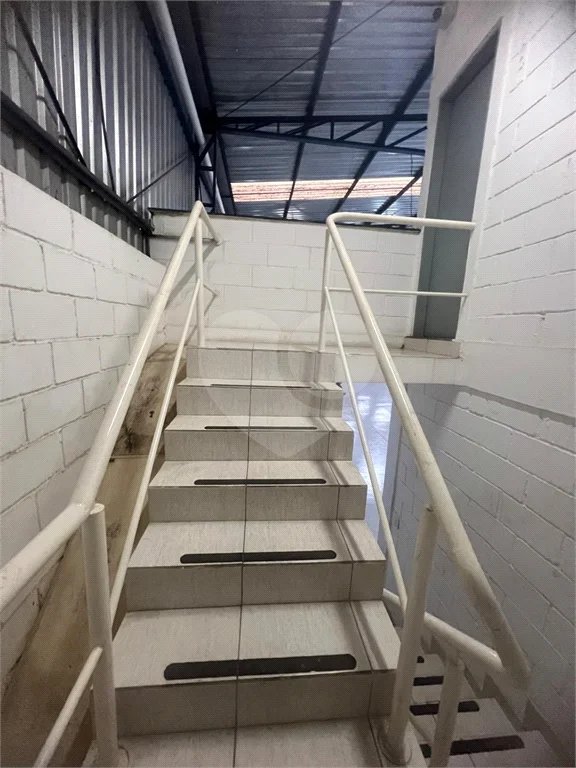 Galpão de 600m² no Centro Industrial Rafael Diniz - Bragança Paulista.