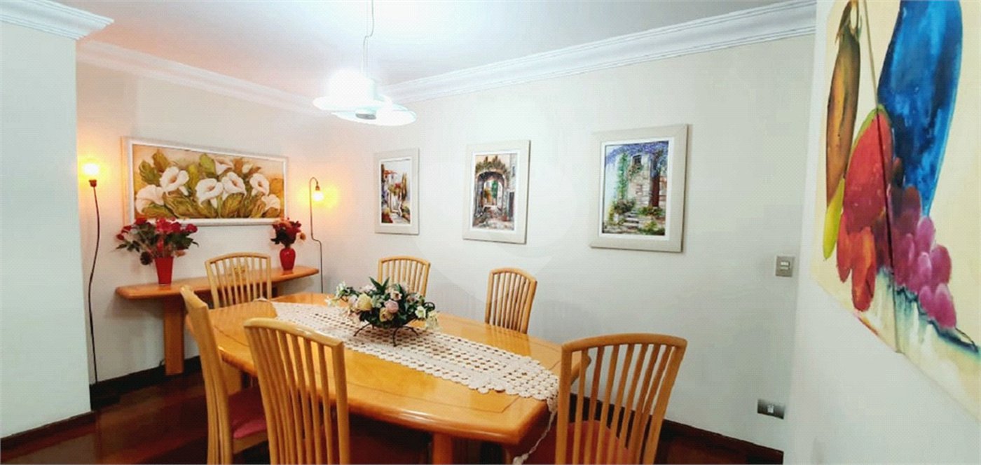 Apartamento à venda no Planalto Paulista de 147m² com 3 suítes e 3 vagas.