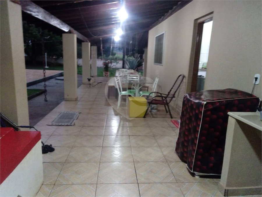 Chácara Balneário do 29 com piscina.