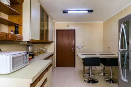 Apartamento à venda com 4 quartos, sendo 3 suítes,  em Vila Andrade, São Paulo, SP