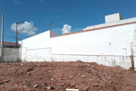Terreno residencial/comercial na vila nery