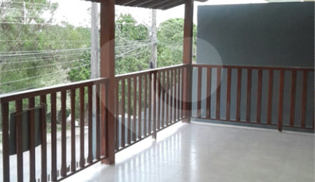 Sobrado à venda com 3 quartos, sendo 1 suíte, em Bosque, Vinhedo, SP