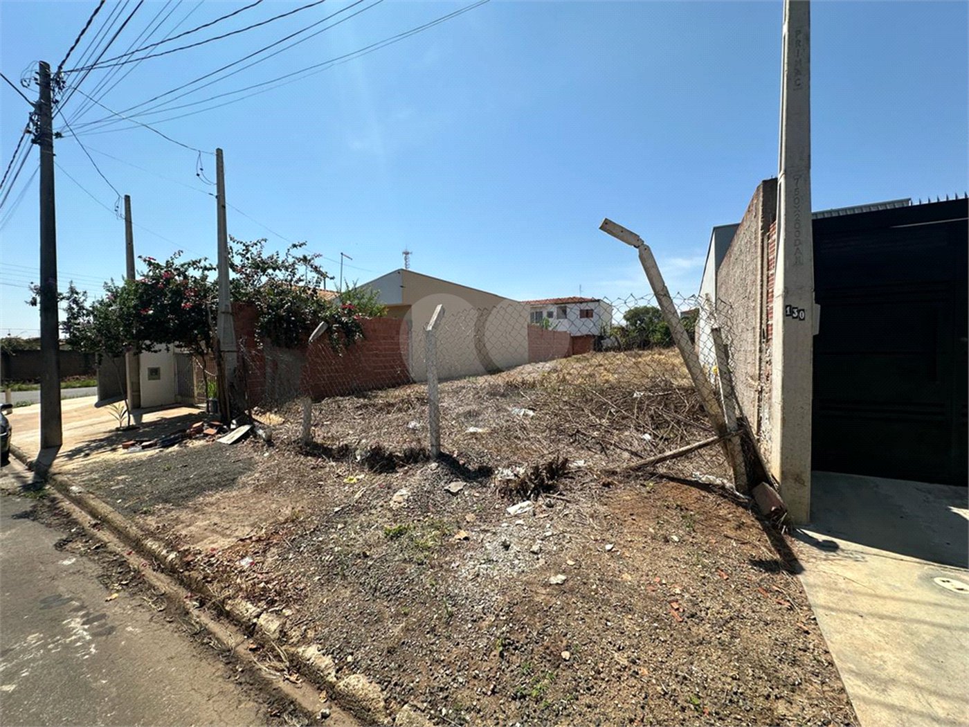 Terreno a venda na Vila Brasília