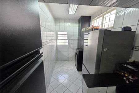 Casa térrea 3 dormitórios com piscina e área Gourmet à venda São Carlos