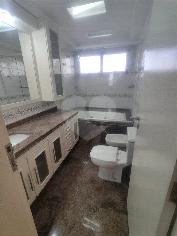 Apartamento para venda e locação no Bairro Vila Rezende em Piracicaba - SP.