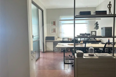 Sala comercial para venda ou locação na Avenida Paulista. 68m2