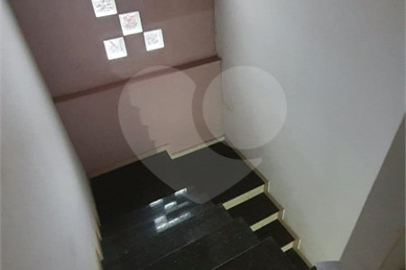 Casa sobrado para venda no Jardim das Torres
