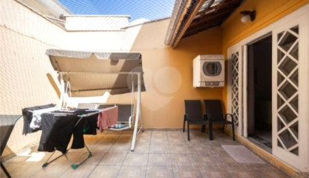 Casa à venda com 3 quartos, sendo 2 suítes,  no condomínio Residencial Jardim São Caetano, São Caetano do Sul - SP