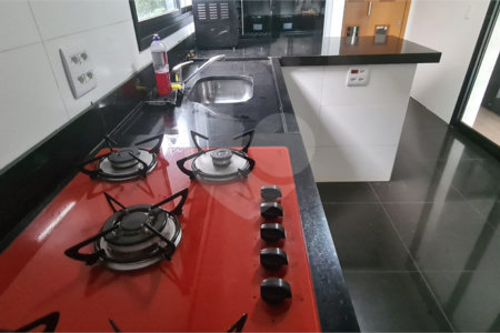 Casa térrea no Condomínio Jardim Botânico , localizado na cidade Bady Bassit/SP .