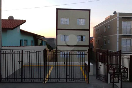 Apartamento a venda em Atibaia com 2 dormitórios.