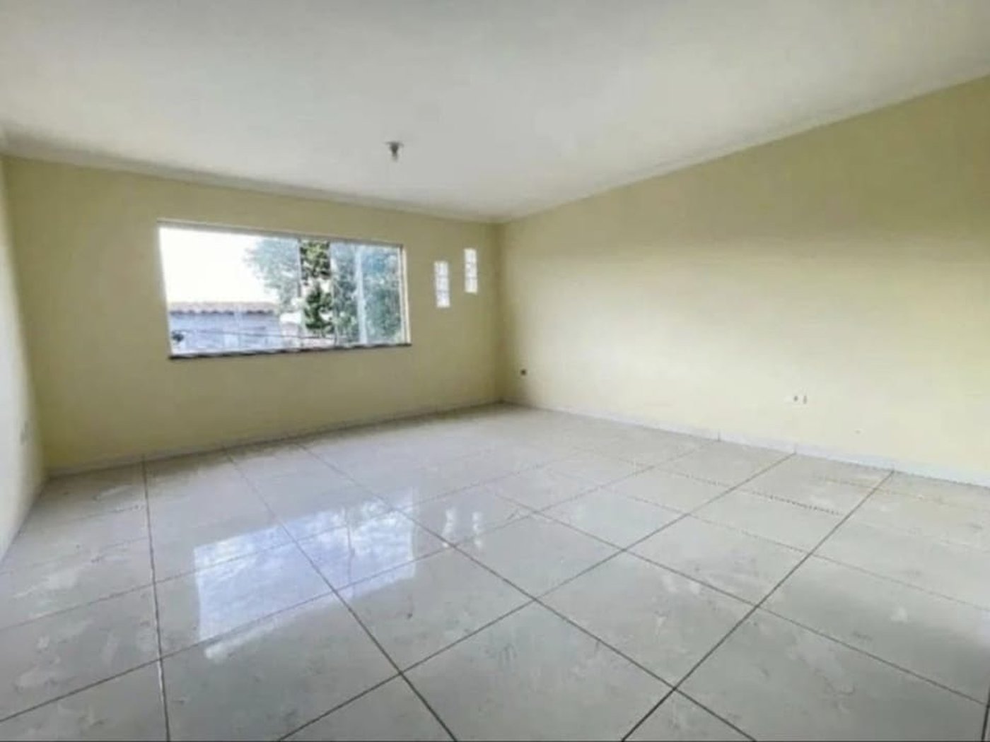 Casa à venda com 3 quartos, sendo 1 suíte, em Jardim Ester, São Paulo - SP