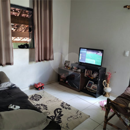 Casa à Venda no Jardim Mariana em Ibaté