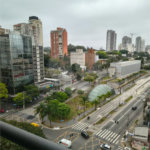 Studio completo, em frente ao Metro Borba Gato.