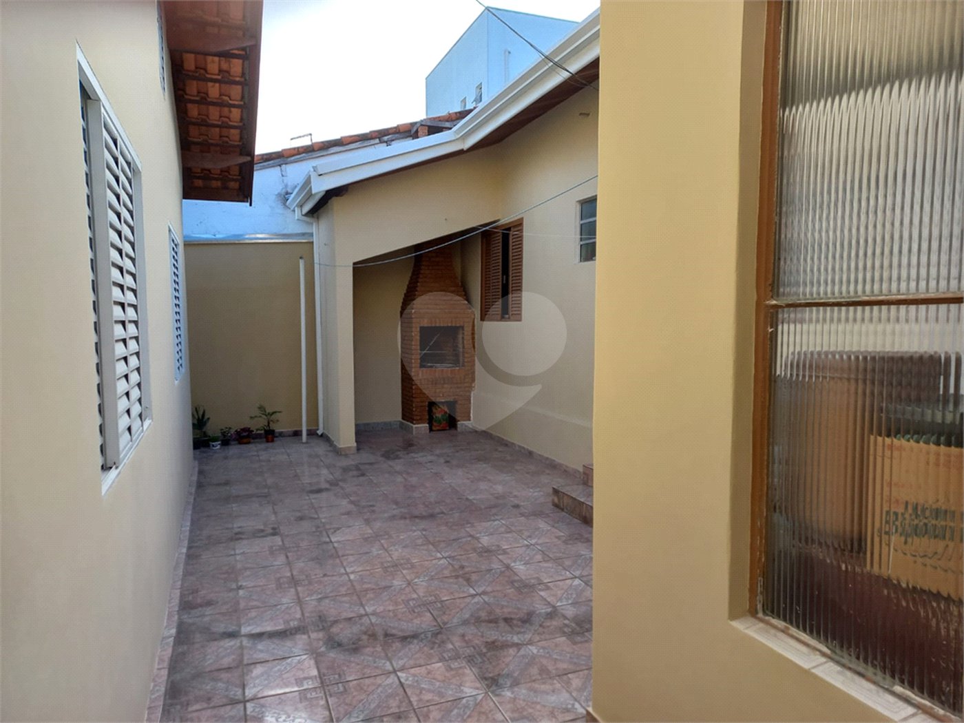 CASA A VENDA NO BAIRRO JARDIM ALVORADA COM 3 DORMITORIOS, 1 SUITE, 3 VAGAS, METRAGEM 250M², Sjc