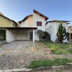 CASA COM 3 QUARTOS NO CONDOMÍNIO GRAND VILLE