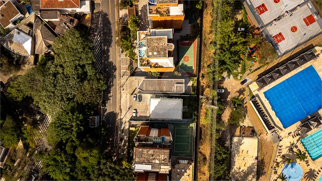 Prédio inteiro comercial á venda e locação na Vila Leopoldina.