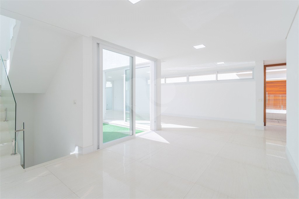 Casa à venda com 4 suítes no condomínio Villagio Quadrifolio, São Paulo - SP