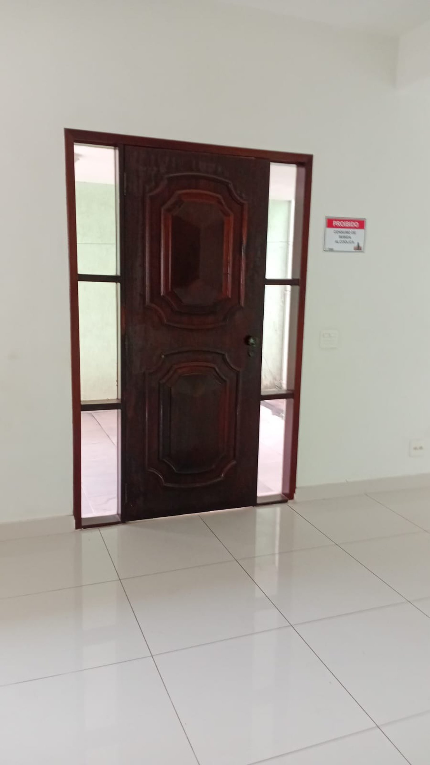 Sobrado residencial/comercial para alugar com 4 quartos, sendo 1 suíte, em Parque Ipê, São Paulo - SP