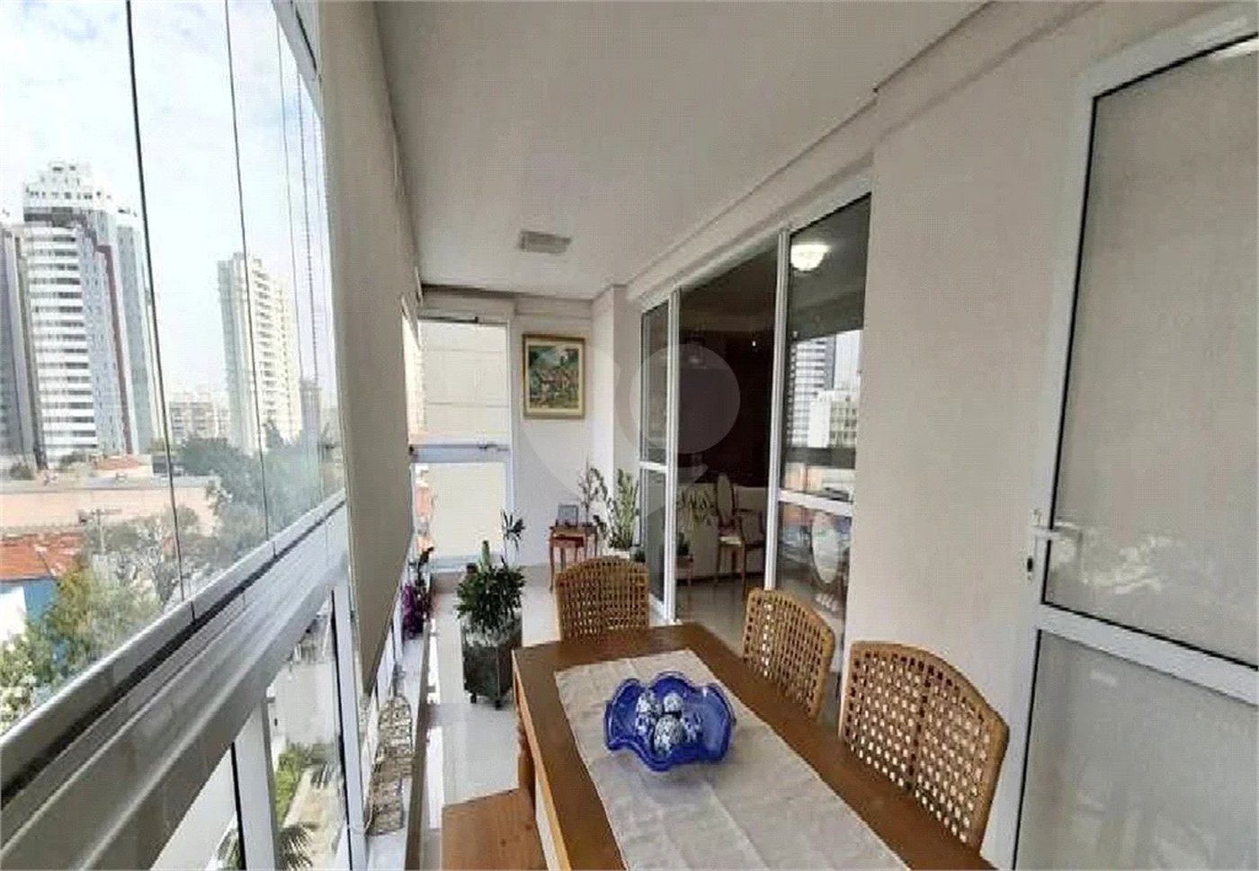Apartamento para venda na Mooca, com 3 suítes... Rua Olímpio Portugal condomínio Spasso Mooca.