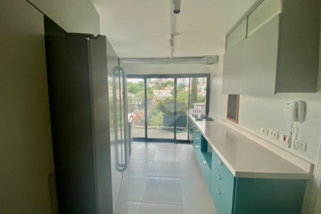 Imóvel 168m² Idea Zarvos com 3 suites, varanda na frente e na suíte, piscina, academia e 3 vagas Vila Madalena.