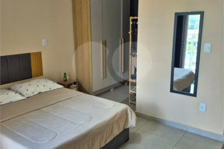 Casa em condomínio à venda em Valinhos no Residencial Santa Elisa com possibilidade de permuta por apartamento