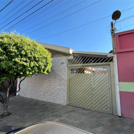 Casa á venda no Jardim Hikare