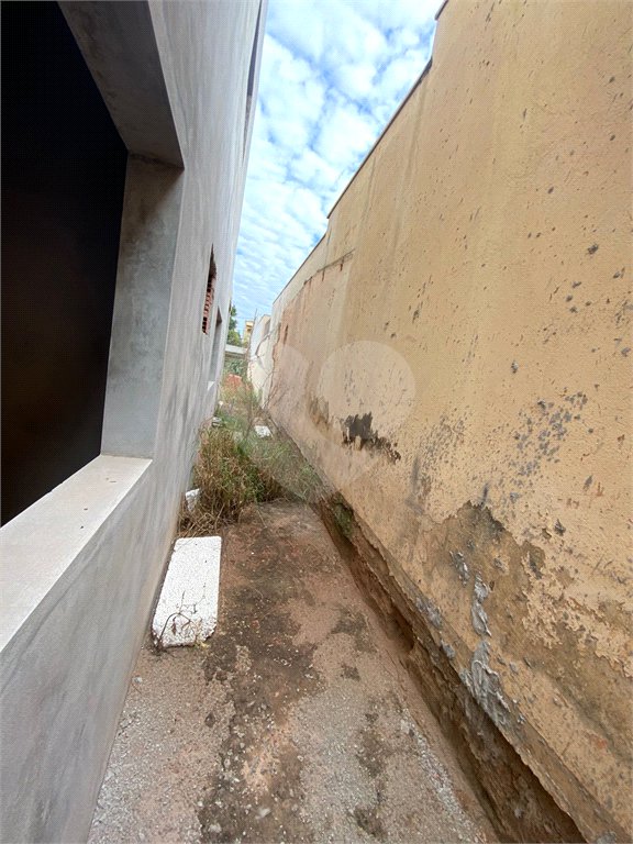 Casa térrea na Vila São José.