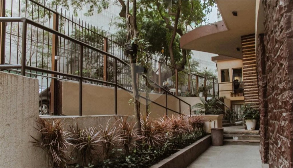 Apartamento á venda - Bela Vista