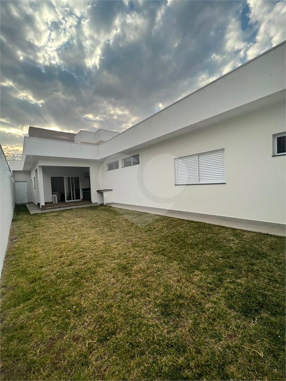 Casa à venda no condomínio Faixa Azul