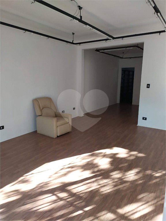 Casa na Vila Monte Alegre com 330m²