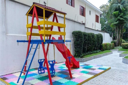 Apartamento com 04 Dorm 04 Suítes 04 Vagas na Saúde para venda ou locação.