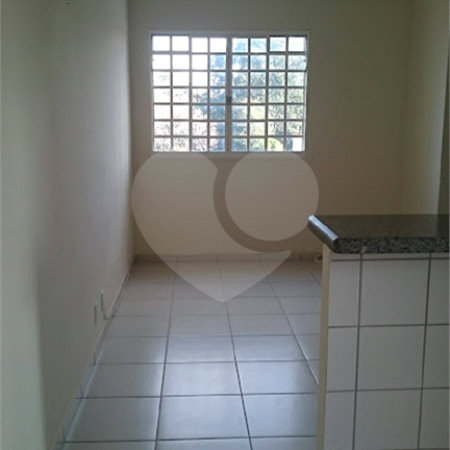 Vendo Apartamento no Residencial Aline na Cidade de São Carlos SP.