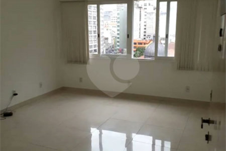 Kitnet a venda na Liberdade