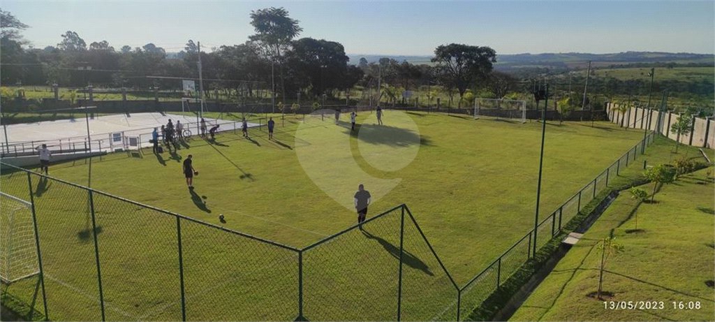 Terreno de 274,68 m² no Residencial Villeneuve