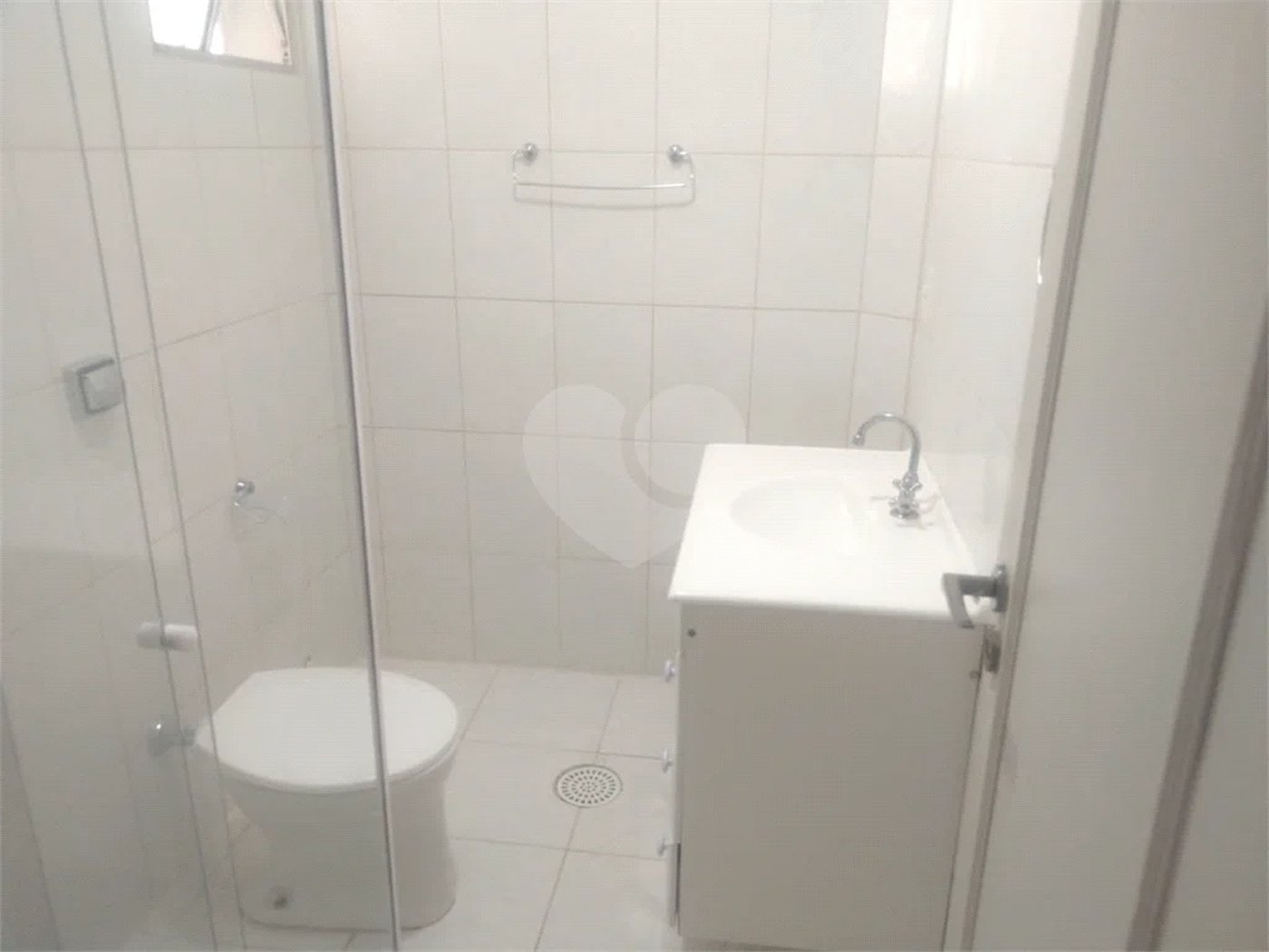 APARTAMENTO COM 77 M², 02 DORMITÓRIOS,, 02 VAGAS, NO PLANALTO PAULISTA PARA LOCAÇÃO