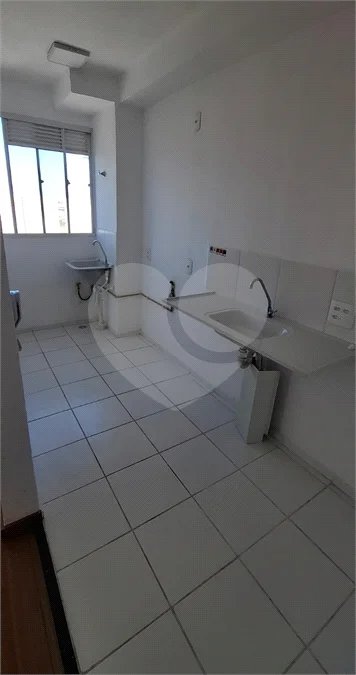 Apartamento de 42m² à venda na Vila Nova Bonsucesso, em Guarulhos, com 2 dormitórios e 1 vaga de garagem.