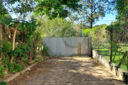 Chácara para Venda em Localização Privilegiada em Vinhedo/SP