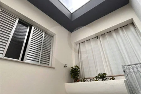 Casa com 367m², 3 dormitórios, 9 vagas, à venda na Vila Santa Teresa - Sto André.