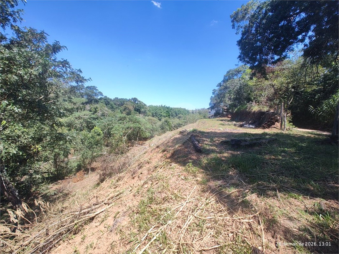Área rural em Piracaia com 3.289 metros, ótima para chácara, as margens do rio Cachoeira