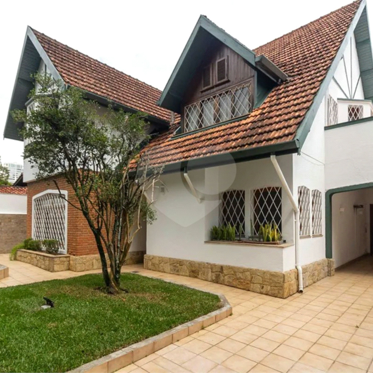 Casa à venda com 3 quartos, sendo 1 suíte, em Jardim Marajoara, São Paulo, SP