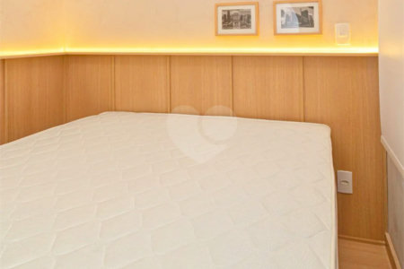 Apartamento - Prox Paulista - 1 quarto - varanda - 1 banheiro - sem garagem