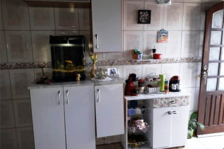 Casa versátil à venda: Casa com 2 Quartos, 3 Unidades Residenciais e Sala Comercial - Louveira