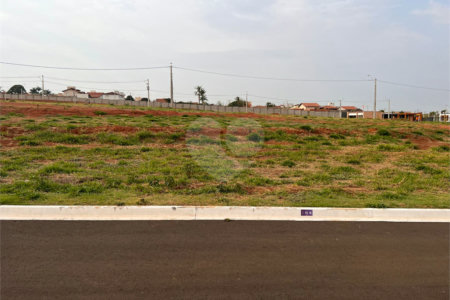 Terreno no Condomínio Monte das Araucárias