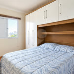 Apartamento com 2 dormitórios e 1 vaga em Nova Petrópolis, com piscina, academia, brinquedoteca, churrasqueira e portaria 24 horas. Excelente localização.
