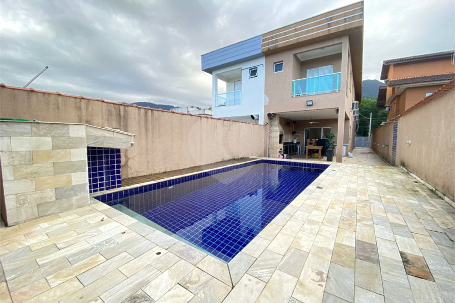 Casa à venda com 4 quartos, sendo 2 suítes,  em Morada da Praia, Bertioga, SP