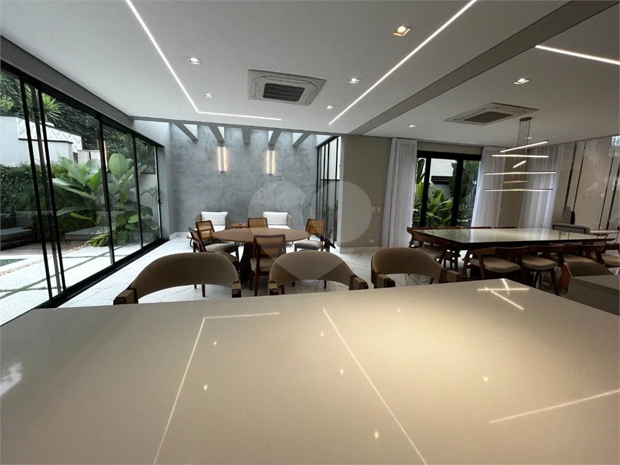 Casa à venda com 5 suítes em Riviera de São Lourenço, Bertioga, SP