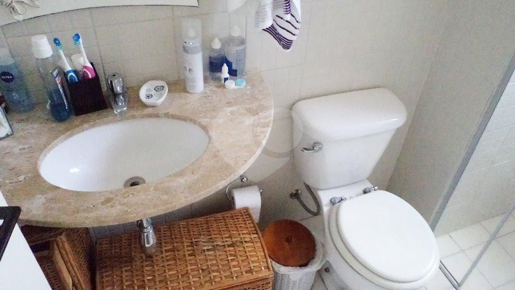 Apartamento à venda com 2 quartos, sendo 1 suíte, em Jardim Marajoara, São Paulo, SP