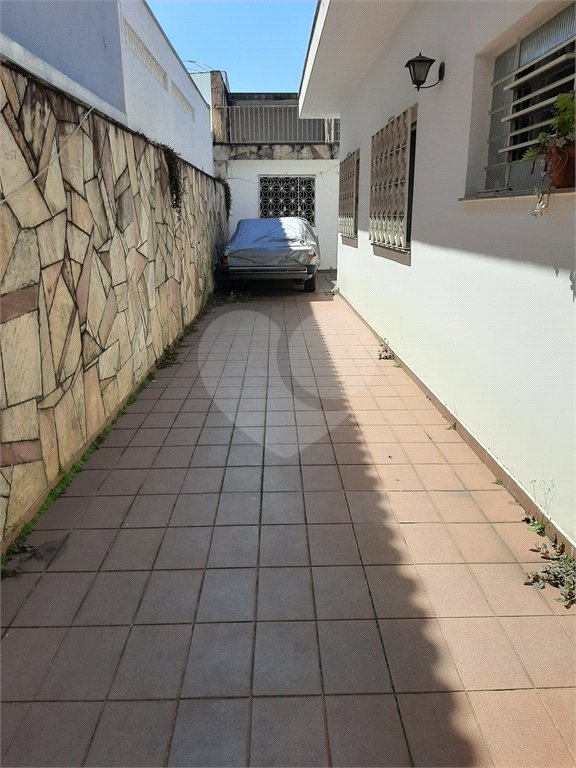Casa terrea para venda no bairro Palmas do Tremembe.