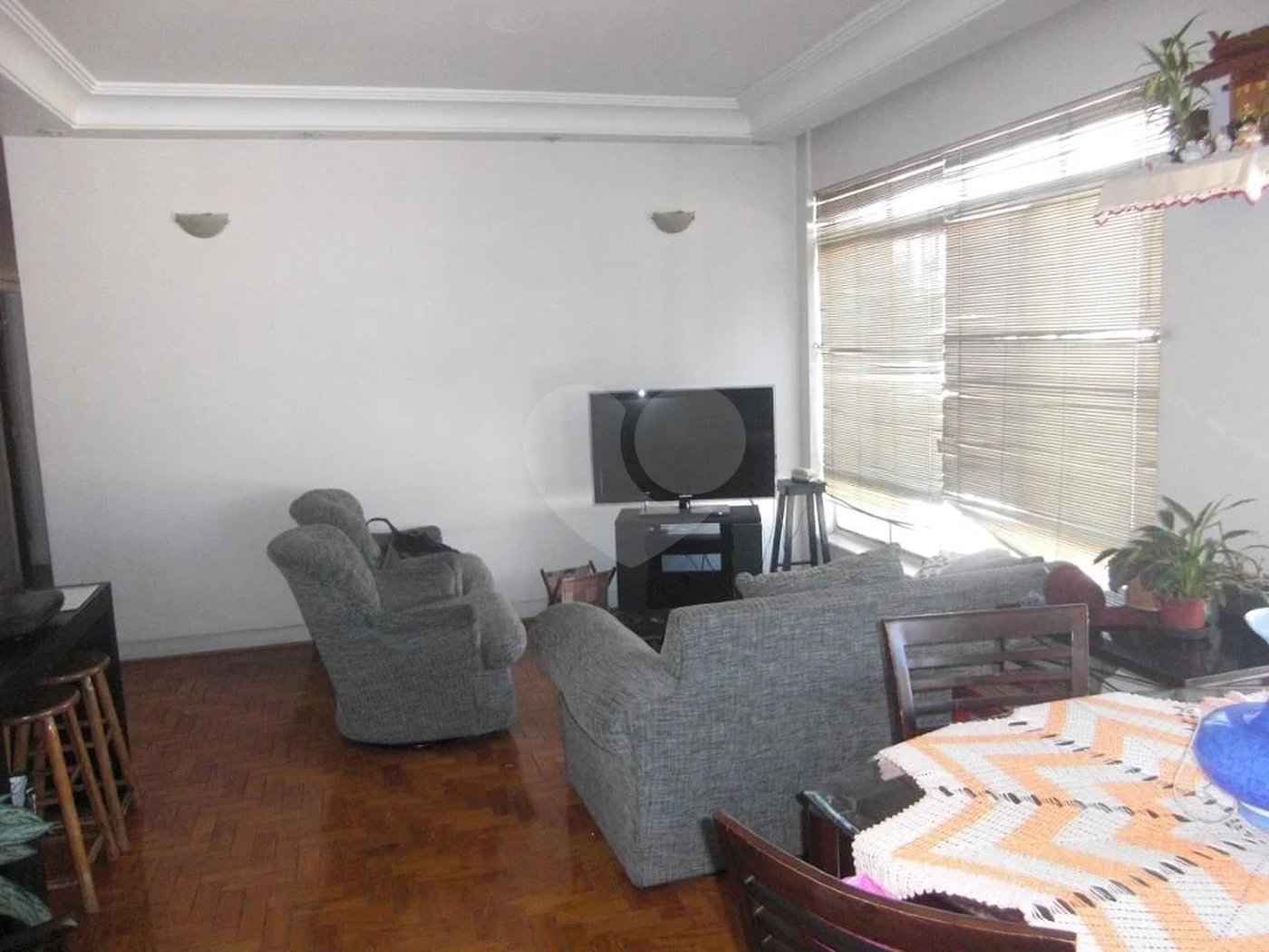 Campos Elíseos -Apto 143m² - 03 quartos - 01 Suíte - 01 Vaga.